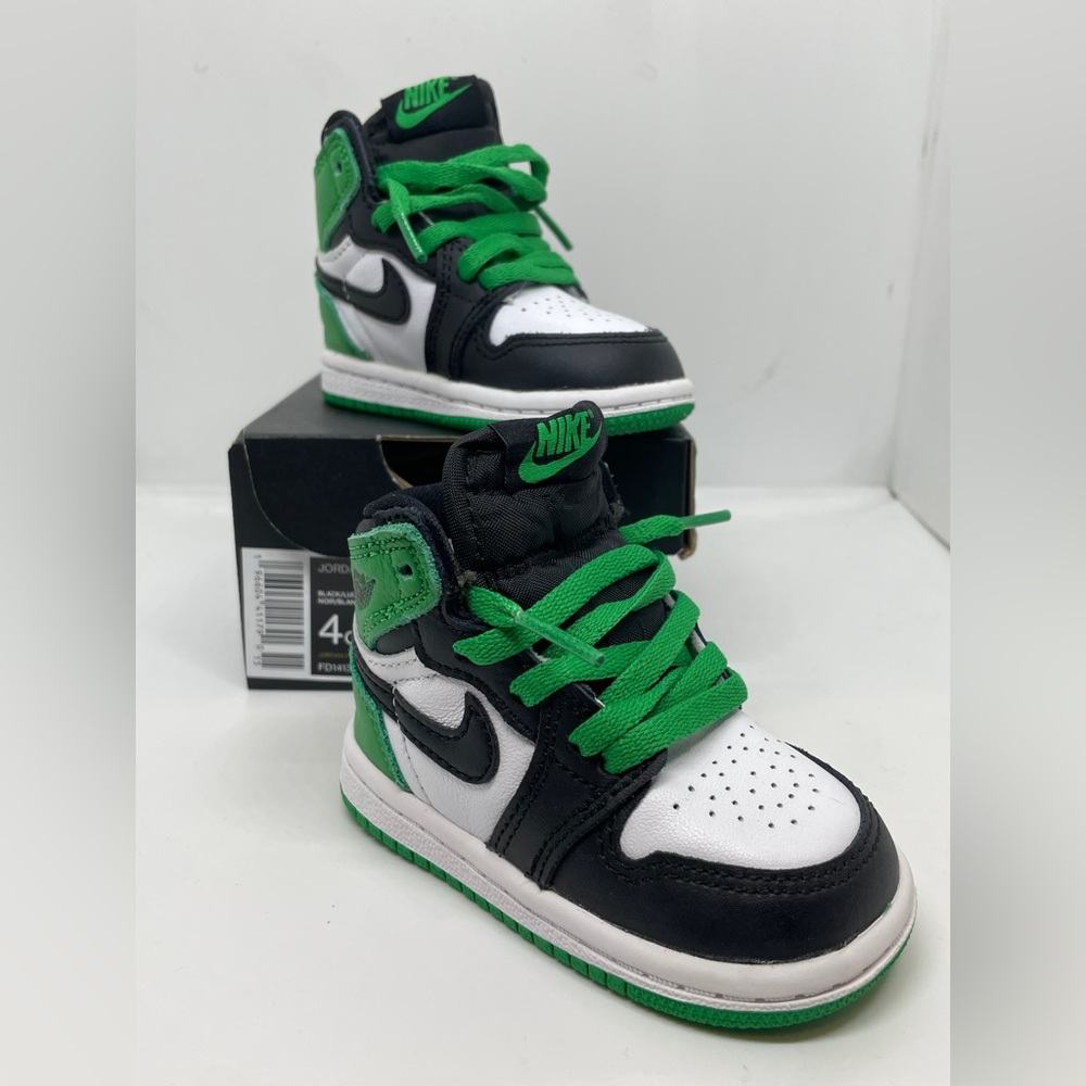 Jordan 1 Retro High OG Size 4C